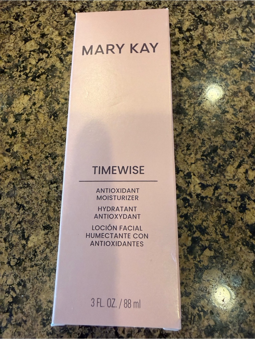 Mary Kay TimeWise Antioxidant Moisturizer-Combination to Oily